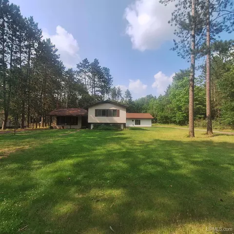 1537 Hwy M69, Crystal Falls, MI 49920