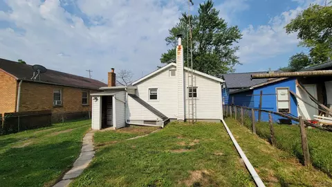 Exterior - 751 James, Adrian, MI 49221 photo 4 of 5