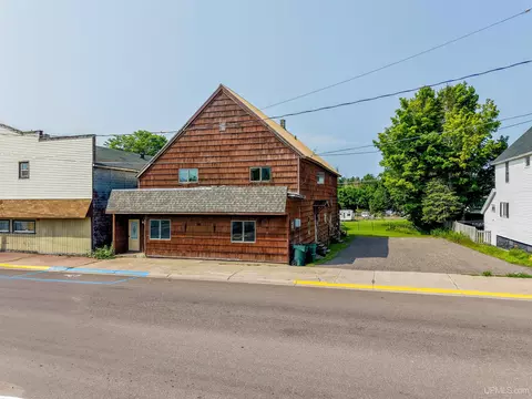 137 Lake Linden, Laurium, MI 49913