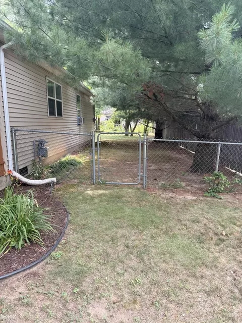 Exterior - 520 Sheldon, Algonac, MI 48001 photo 2 of 9