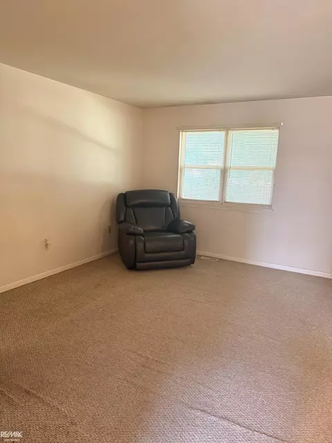 Living - 520 Sheldon, Algonac, MI 48001 photo 1 of 1
