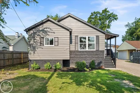 2635 24th, Port Huron, MI 48060