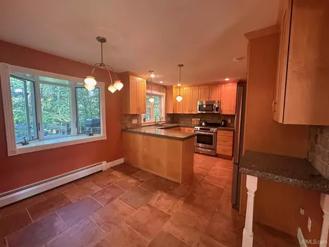 Kitchen - 1515 Glenwood, Ishpeming, MI 49849 photo 1 of 8