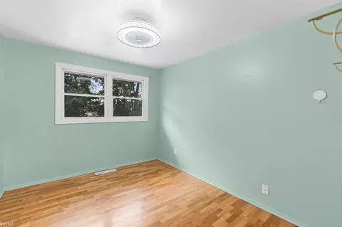 Bedroom - 4333 Post, Flint, MI 48532 photo 5 of 12