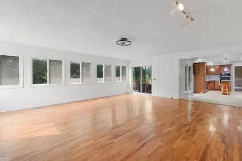 Living - 4333 Post, Flint, MI 48532 photo 3 of 7