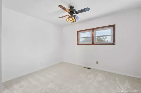 Bedroom - 69455 Hicks, Armada, MI 48005 photo 1 of 7