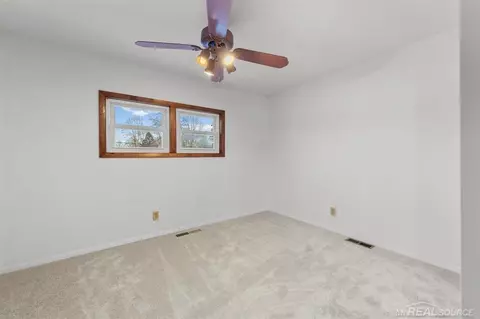 Bedroom - 69455 Hicks, Armada, MI 48005 photo 4 of 7