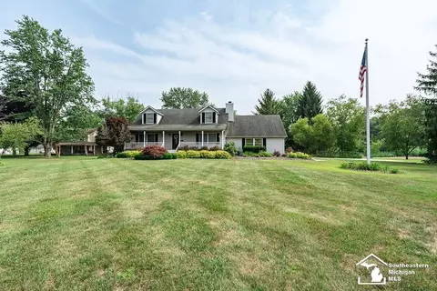 21680 Bell, New Boston, MI 48164