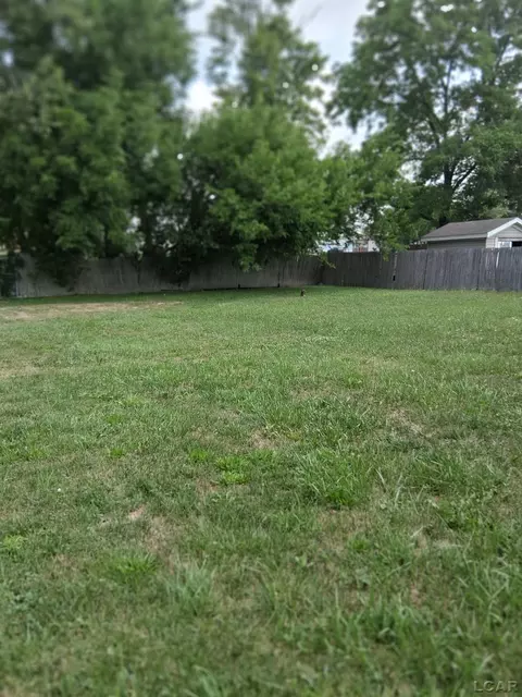 Exterior - 1022 Davis, Adrian, MI 49221 photo 2 of 3