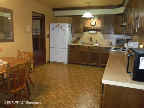 Kitchen - 5127 Arbor, Flint, MI 48506 photo 2 of 2