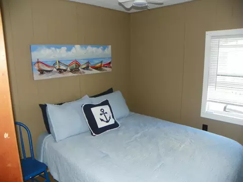 Bedroom - 1408 E Long Lk, Harrison, MI 48625 photo 2 of 2