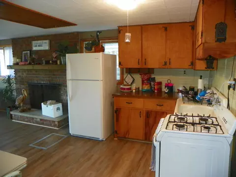 Kitchen - 1408 E Long Lk, Harrison, MI 48625 photo 4 of 4