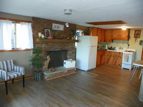 Kitchen - 1408 E Long Lk, Harrison, MI 48625 photo 2 of 4