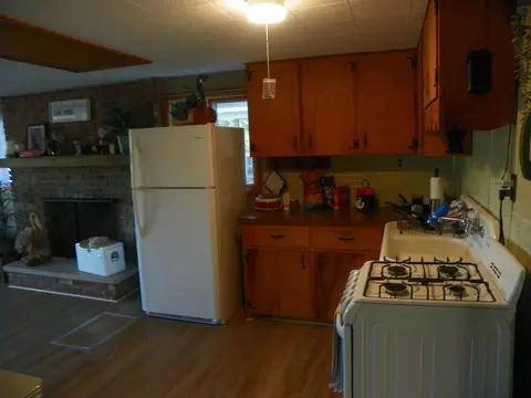 Kitchen - 1408 E Long Lk, Harrison, MI 48625 photo 3 of 4