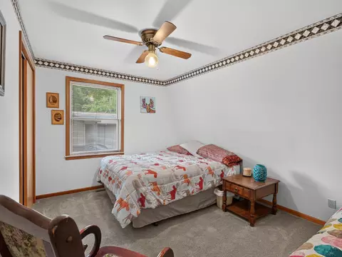 Bedroom - 3892 E Thendara, Gladwin, MI 48624 photo 2 of 4