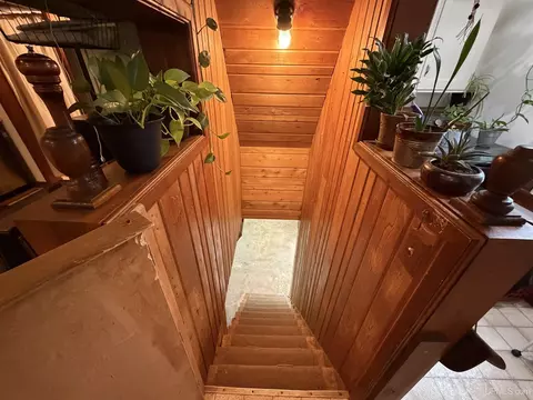 Entry Way - 236 Ready, Ishpeming, MI 49849 photo 5 of 5
