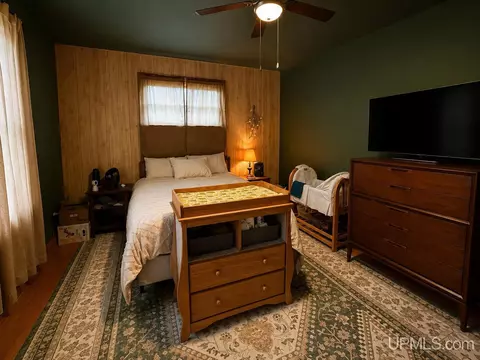Bedroom - 236 Ready, Ishpeming, MI 49849 photo 1 of 8