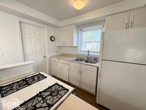 Kitchen - 426 E Webster, Ferndale, MI 48220 photo 2 of 5