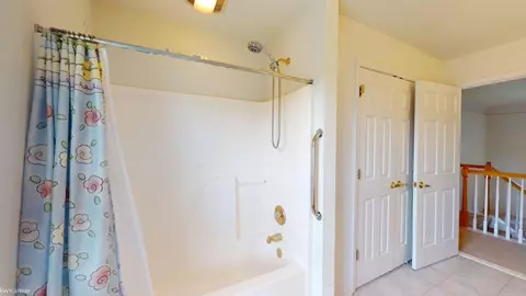 Bath - 49554 Dunhill, Macomb, MI 48044 photo 6 of 6
