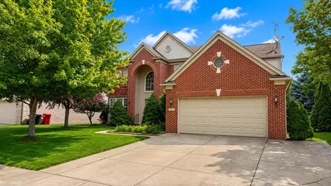 Exterior - 49554 Dunhill, Macomb, MI 48044 photo 2 of 6