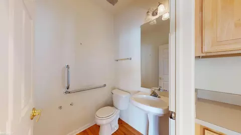 Bath - 49554 Dunhill, Macomb, MI 48044 photo 1 of 6