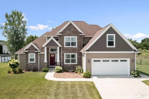 9275 Village Mdws, Temperance, MI 48182