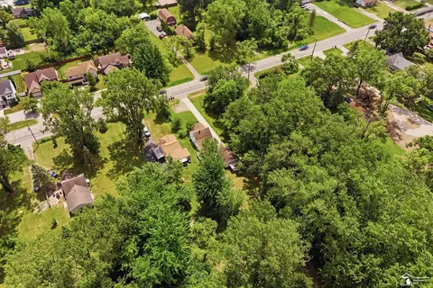 View/Area - 26396 Sibley, Romulus, MI 48174 photo 5 of 8