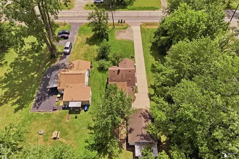 View/Area - 26396 Sibley, Romulus, MI 48174 photo 7 of 8