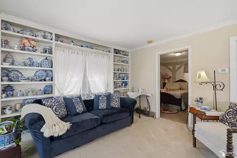 Living - 26396 Sibley, Romulus, MI 48174 photo 2 of 4