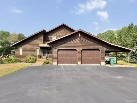 46 Illinois, Montreal, WI 54550