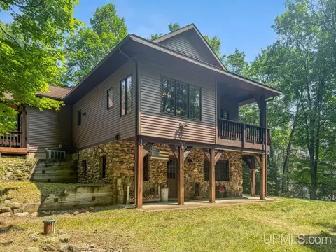 489 Kalla Walla, Crystal Falls, MI 49920