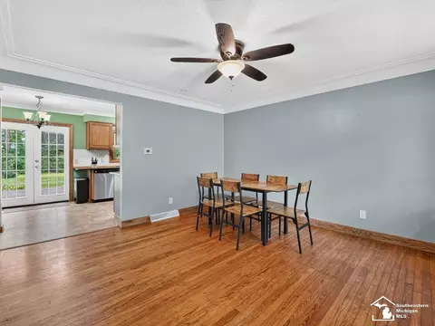 Dining - 2389 Devonshire, Temperance, MI 48182 photo 1 of 2
