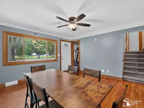 Dining - 2389 Devonshire, Temperance, MI 48182 photo 2 of 2