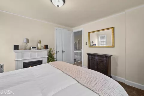 Bedroom - 245 Ridgemont, Grosse Pointe Farms, MI 48236 photo 2 of 4