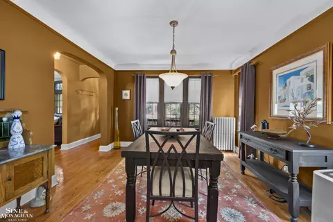 Dining - 245 Ridgemont, Grosse Pointe Farms, MI 48236 photo 2 of 2