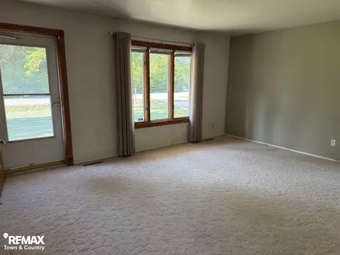 Living - 6508 Chicago, Flushing, MI 48433 photo 1 of 1