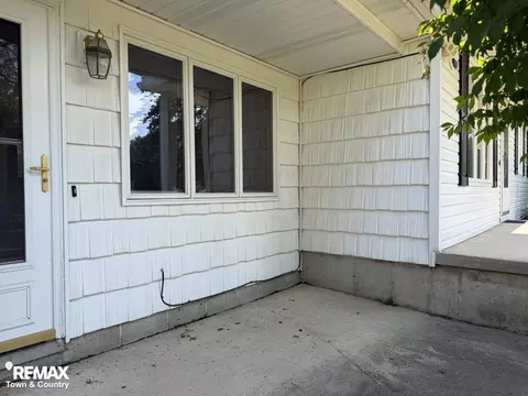 Exterior - 6508 Chicago, Flushing, MI 48433 photo 3 of 11