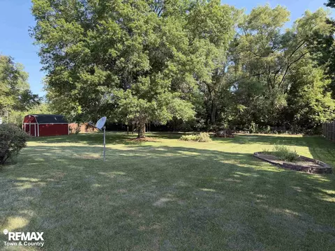 Exterior - 6508 Chicago, Flushing, MI 48433 photo 10 of 11