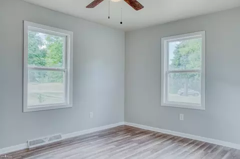 Bedroom - 4802 4802 12 Ml, Bancroft, MI 48414 photo 1 of 7