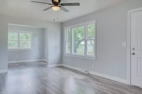 Living - 4802 4802 12 Ml, Bancroft, MI 48414 photo 5 of 5