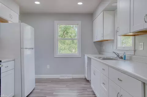 Kitchen - 4802 4802 12 Ml, Bancroft, MI 48414 photo 1 of 6