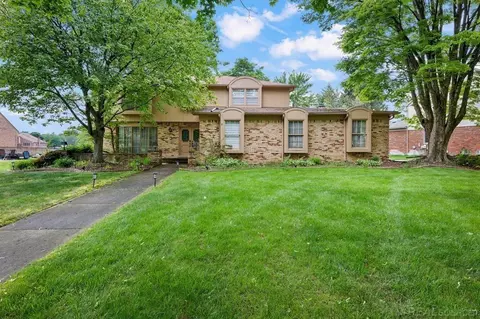 29801 Deer, Farmington Hills, MI 48331