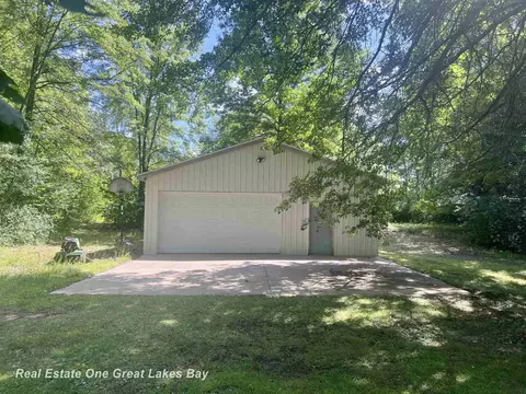 Exterior - 1275 Ruby Ann, Saginaw, MI 48601 photo 2 of 4