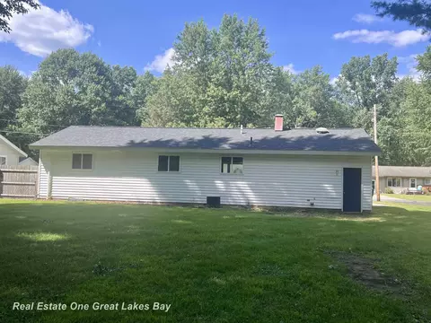 Exterior - 1275 Ruby Ann, Saginaw, MI 48601 photo 3 of 4