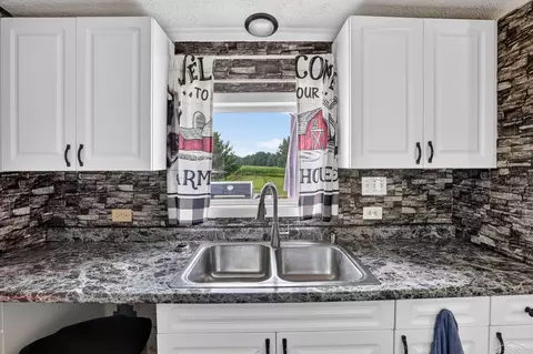Kitchen - 2725 Sugar Riv, Gladwin, MI 48624 photo 1 of 2
