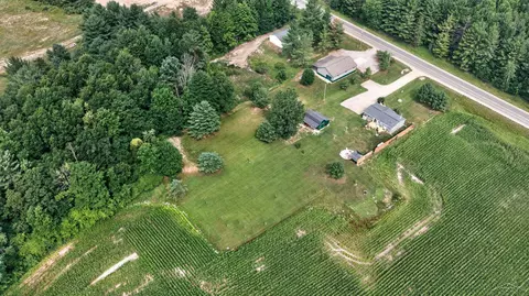 View/Area - 2725 Sugar Riv, Gladwin, MI 48624 photo 4 of 6