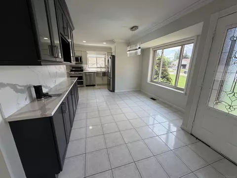 Kitchen - 47066 Sanborn, Macomb, MI 48044 photo 5 of 6