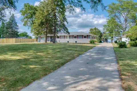 6121 E M 71, Corunna, MI 48817
