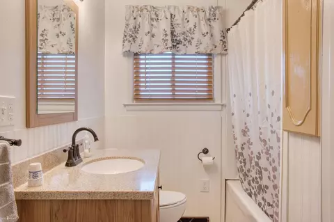 Bath - 6121 E M 71, Corunna, MI 48817 photo 1 of 1