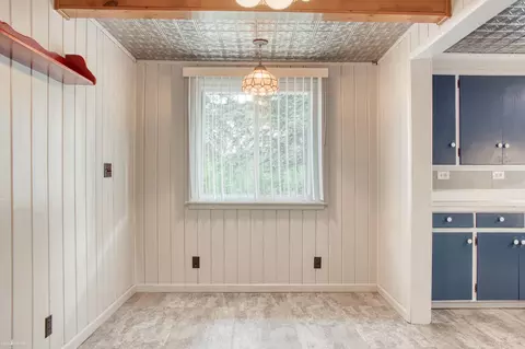 Dining - 6121 E M 71, Corunna, MI 48817 photo 1 of 1
